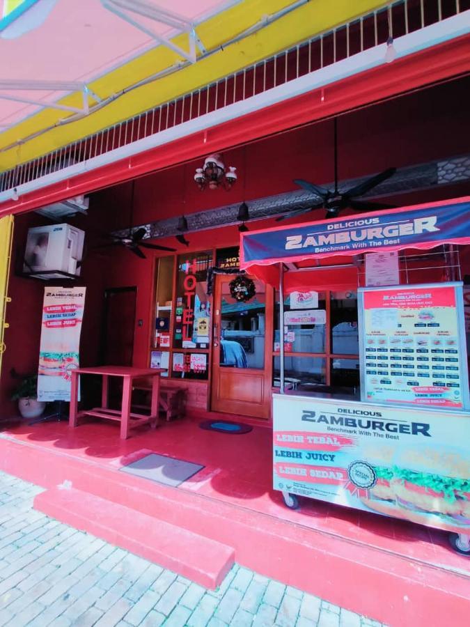 โรงแรมซัมเบอร์เกอร์ เฮอริเทจ มะละกา Malacca ภายนอก รูปภาพ